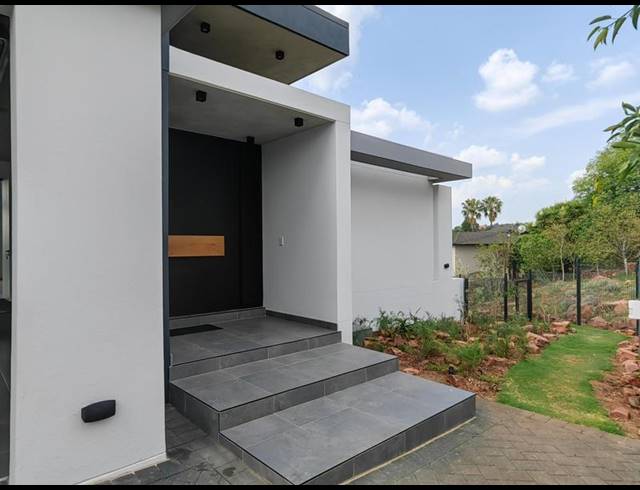 4 BEDROOM PROPERTY TO RENT IN WATERKLOOF HEIGHTS